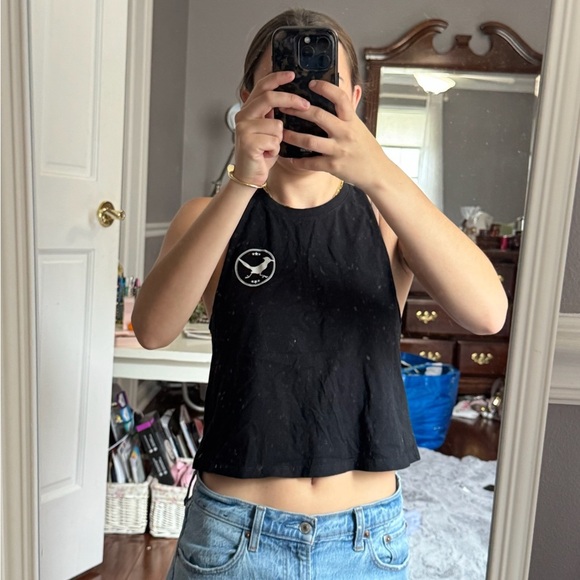 Black Sleeveless Top - Picture 1 of 2